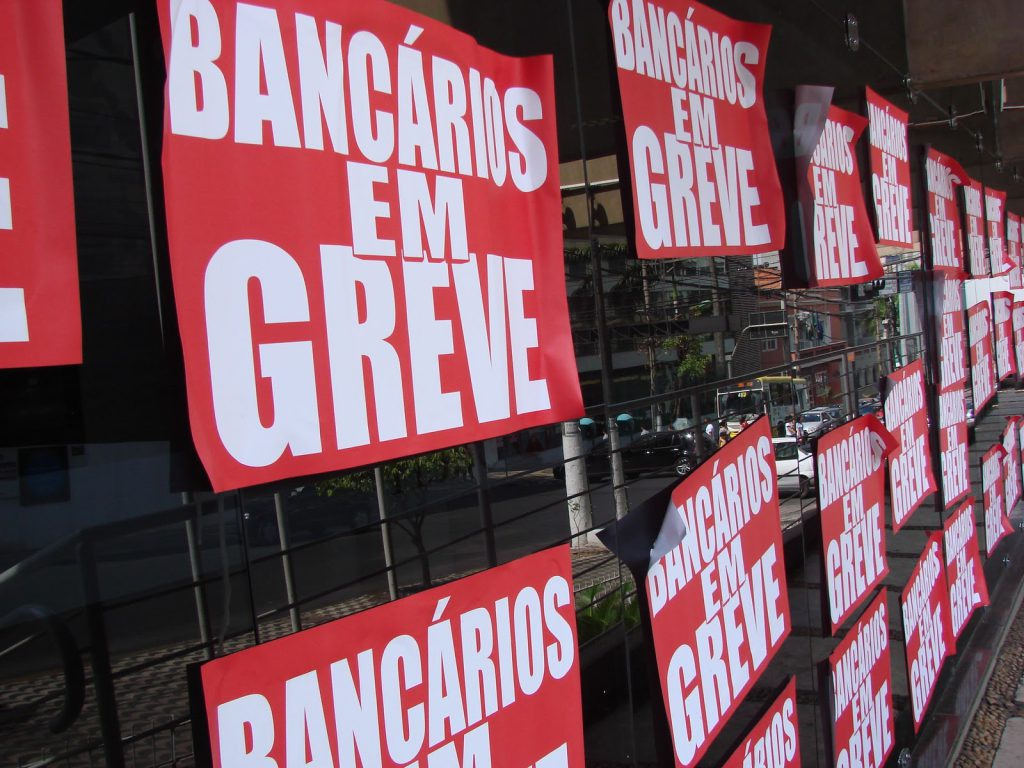Como driblar a greve dos bancários?