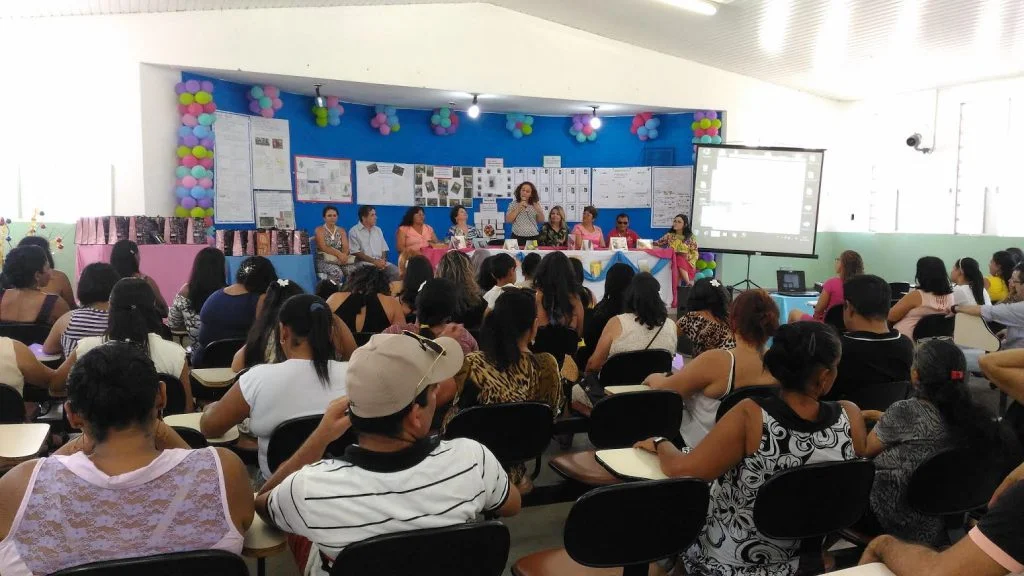 Projeto de alfabetização solidária  forma primeiras turmas em Campina Grande