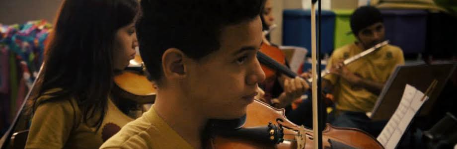 Teatro Paulo Pontes tem show beneficente de Chico César em janeiro