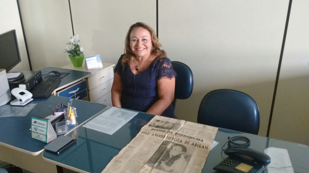 Conheça a história da menina de CG que pediu e recebeu um presente do Rei do Futebol