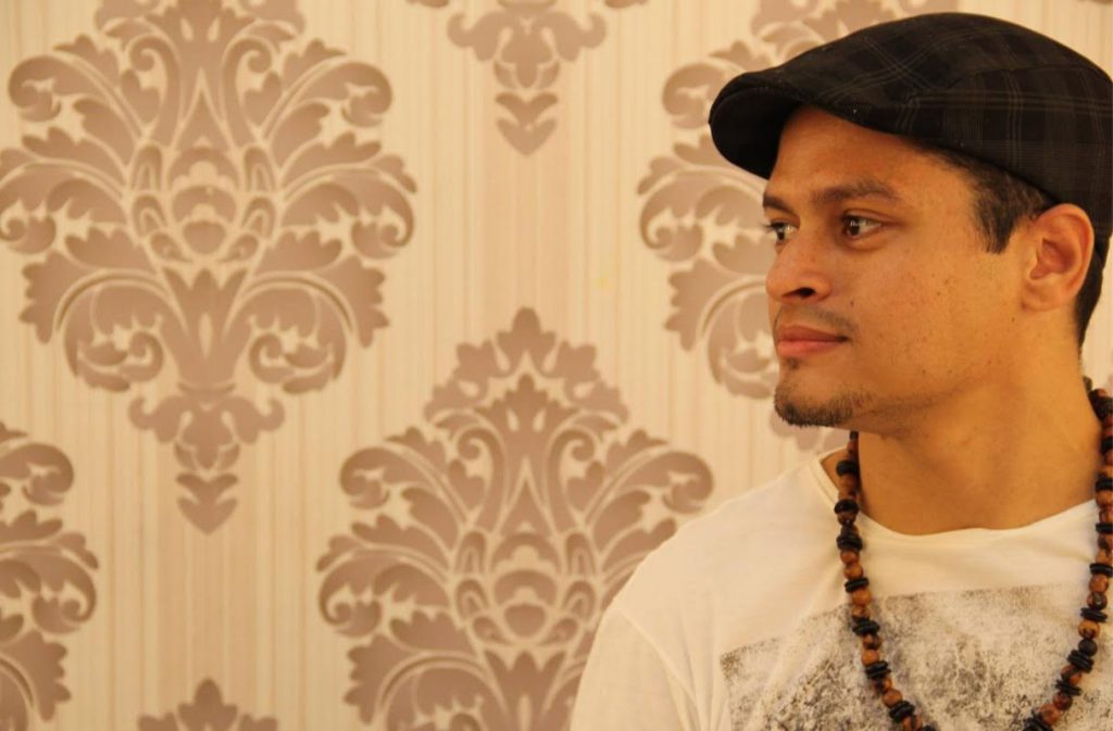 Projeto Quartas Acústicas apresenta Yure Bonaldo e o show “História e Caminhada”