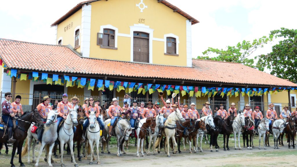 A Cavalgada Junina homenageará, neste sábado 1º, os 40 anos do Maior São João do Mundo