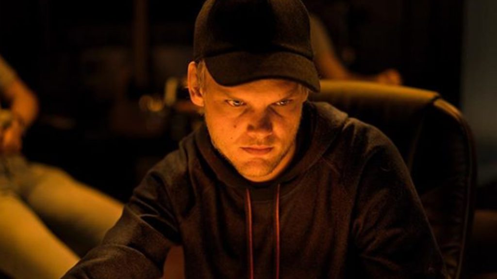 Avicii é encontrado morto no Omã