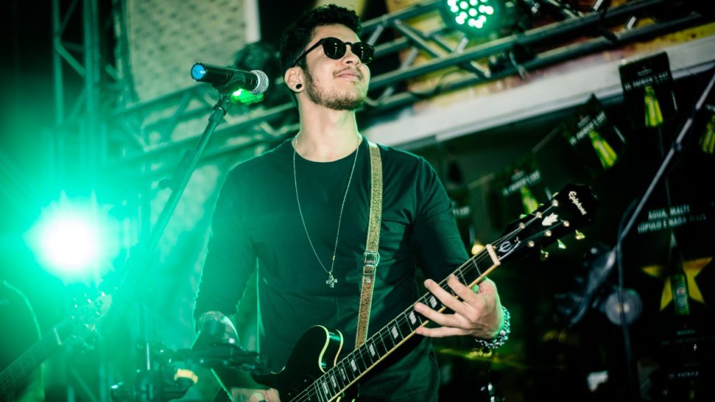 Sexta (13) tem Diego de Melo no ‘American Bar’