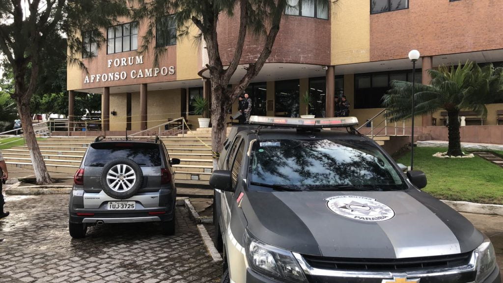 Fórum Affonso Campos é evacuado por conta de suposta bomba