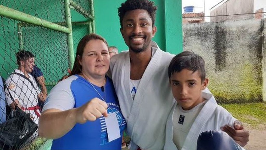 Karateca campinense se destaca e conquista duas medalhas em Open Nacional de Karatê