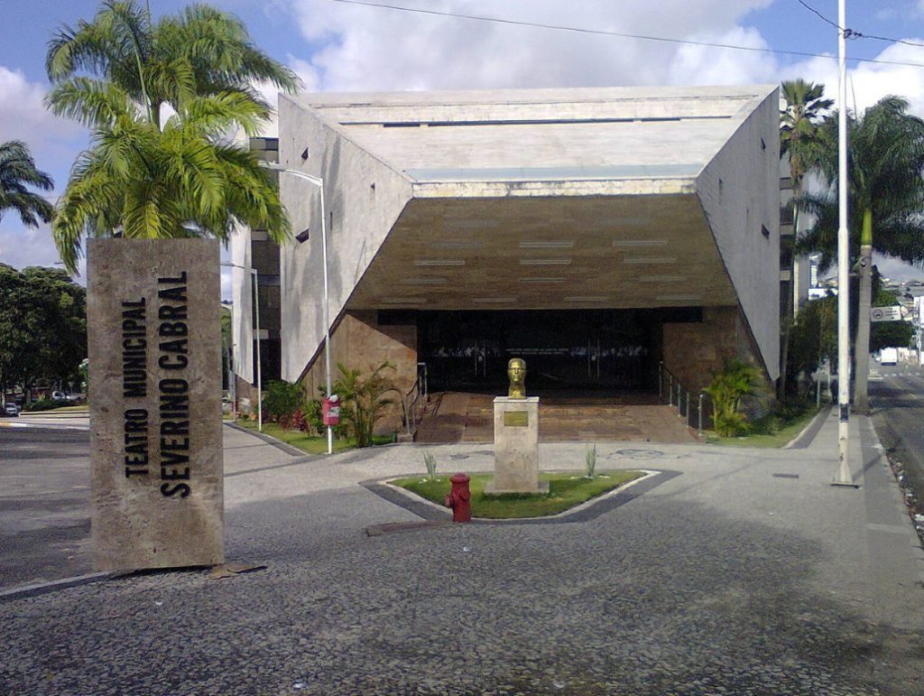 Teatro Municipal divulga programação em comemoração aos 56 anos da casa