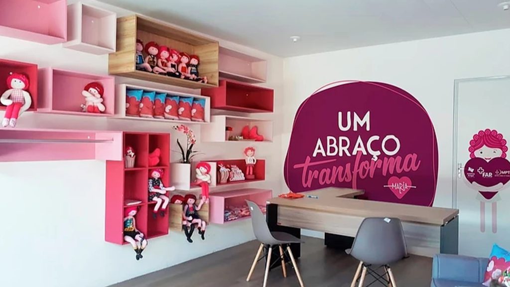 Projeto “Mulheres de Peito” ganha chalé na Vila do Artesão