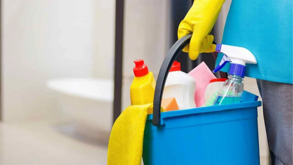 Projeto social recolhe materiais de higiene e proteção para moradores