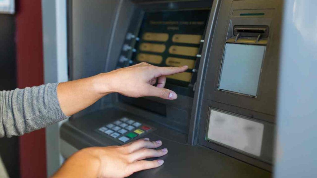 Cerca de 2,5 milhões de pessoas já receberam o auxílio de R$ 600