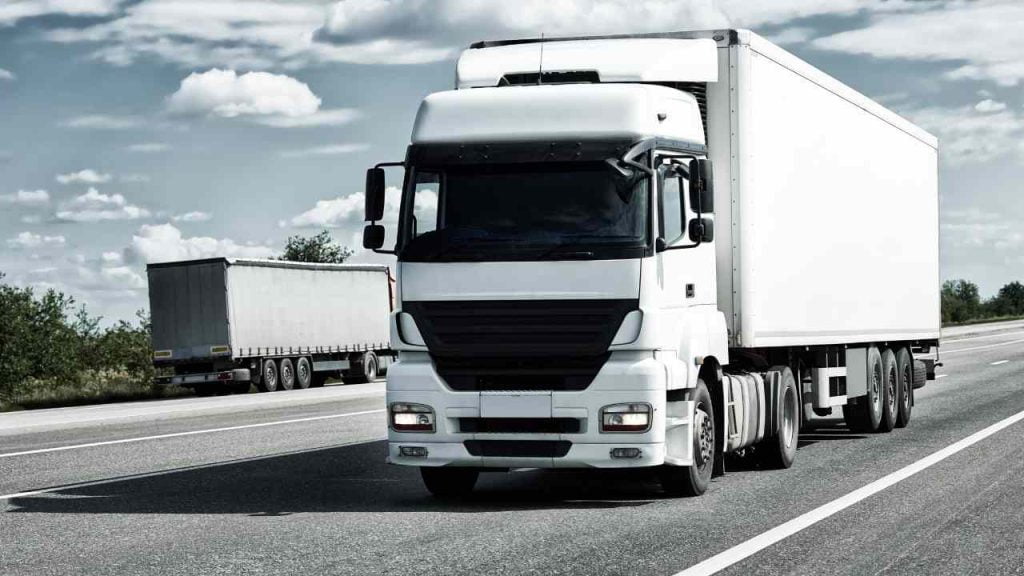 PRF/PB oferece alimentos e produtos de higiene a caminhoneiros durante a pandemia