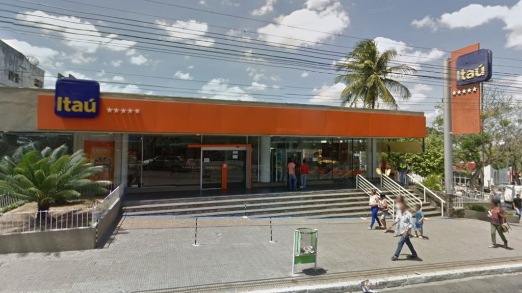 Itaú fecha agência em CG após suspeita de Covid-19