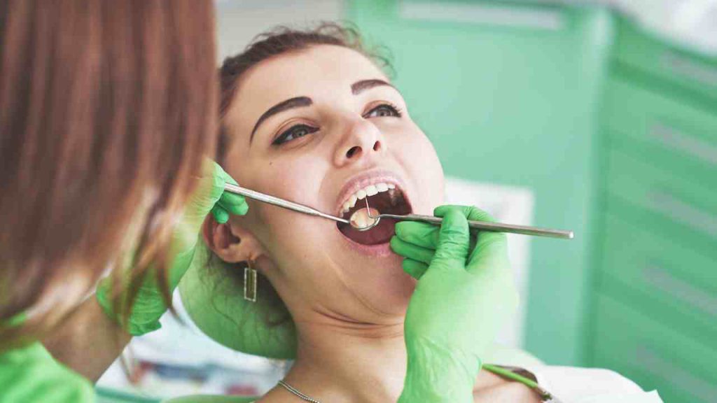 Estudo sergipano relaciona má higiene da boca com agravamento da Covid-19