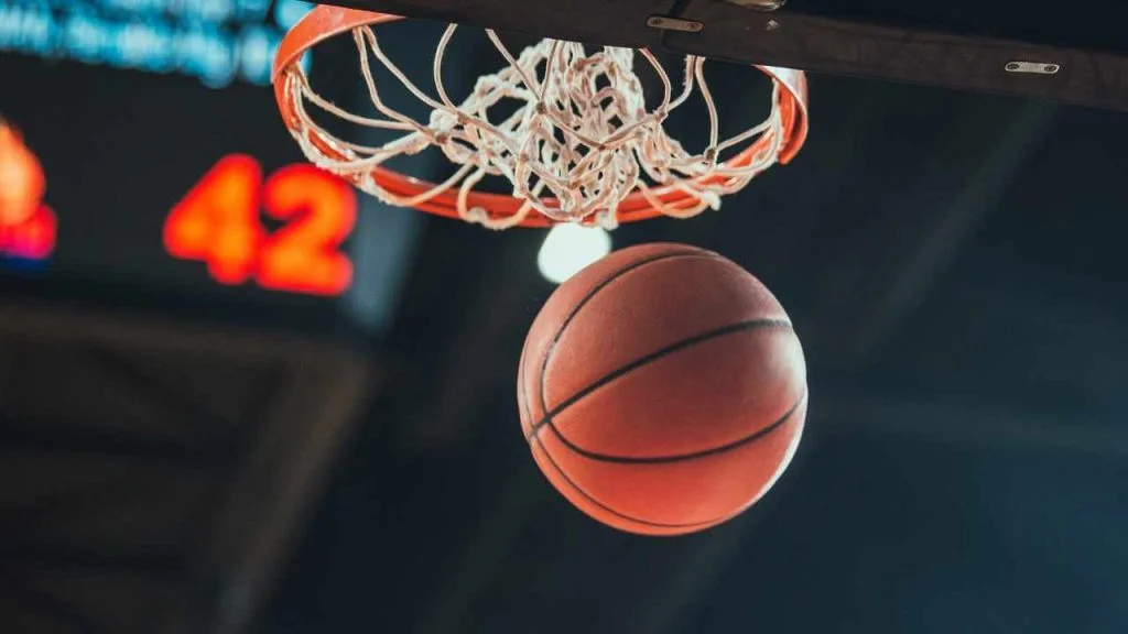 Pivô do basquete Unifacisa sofre lesão grave no joelho e desfalca equipe