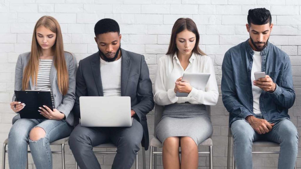 Micro e pequenas empresas contratam cerca de 443 mil