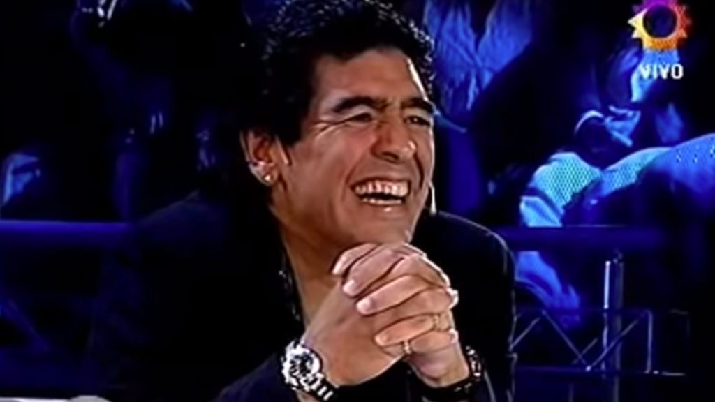 Ídolo do futebol mundial, Diego Maradona morre aos 60 anos