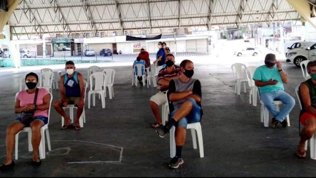 Aplicação da 1ª dose para o grupo +60 continua nesta quarta (21) em CG