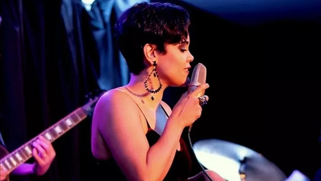 Calliandra Andrade canta Tom e Elis neste sábado (27), no Campina Grill
