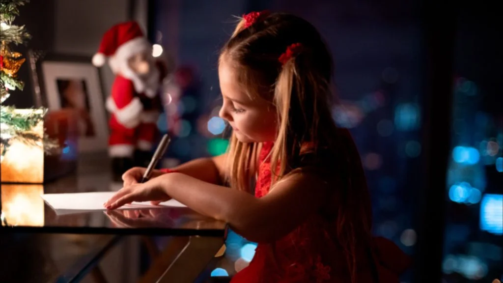 Papai Noel dos Correios recebe cartinhas até esta quarta (30)