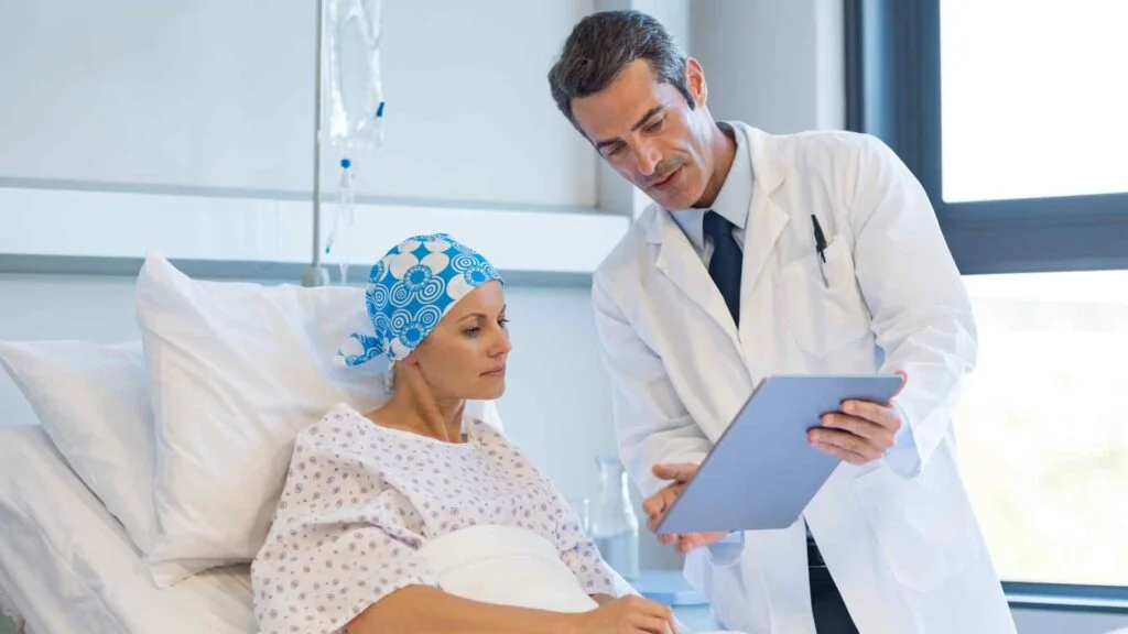 Tratamento revolucionário contra câncer de medula óssea tem 90% de sucesso