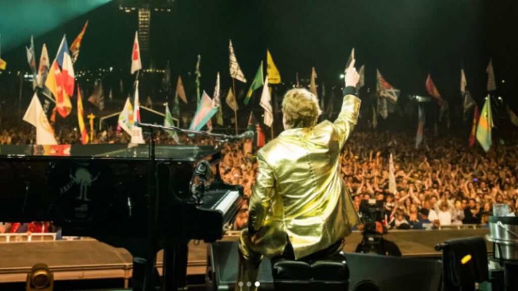 Elton John Se Despede Emocionado Dos Palcos Em Londres - Campina FM 93.1