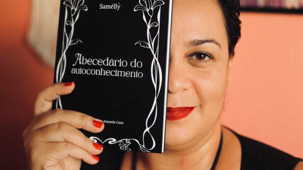 Samelly Xavier lança 5º livro no Museu dos Três Pandeiros