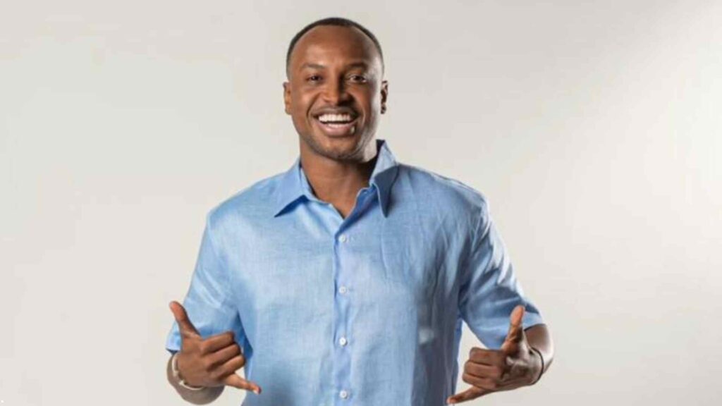 Thiaguinho aposta em nostalgia com nova versão de “Caixa Postal”